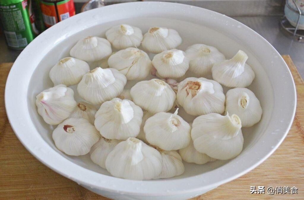 怎样腌制糖醋蒜，正宗糖醋蒜的制作步骤