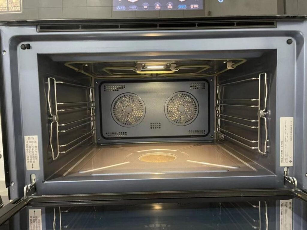 蒸烤箱一体机好用吗_蒸烤箱与烤箱的区别