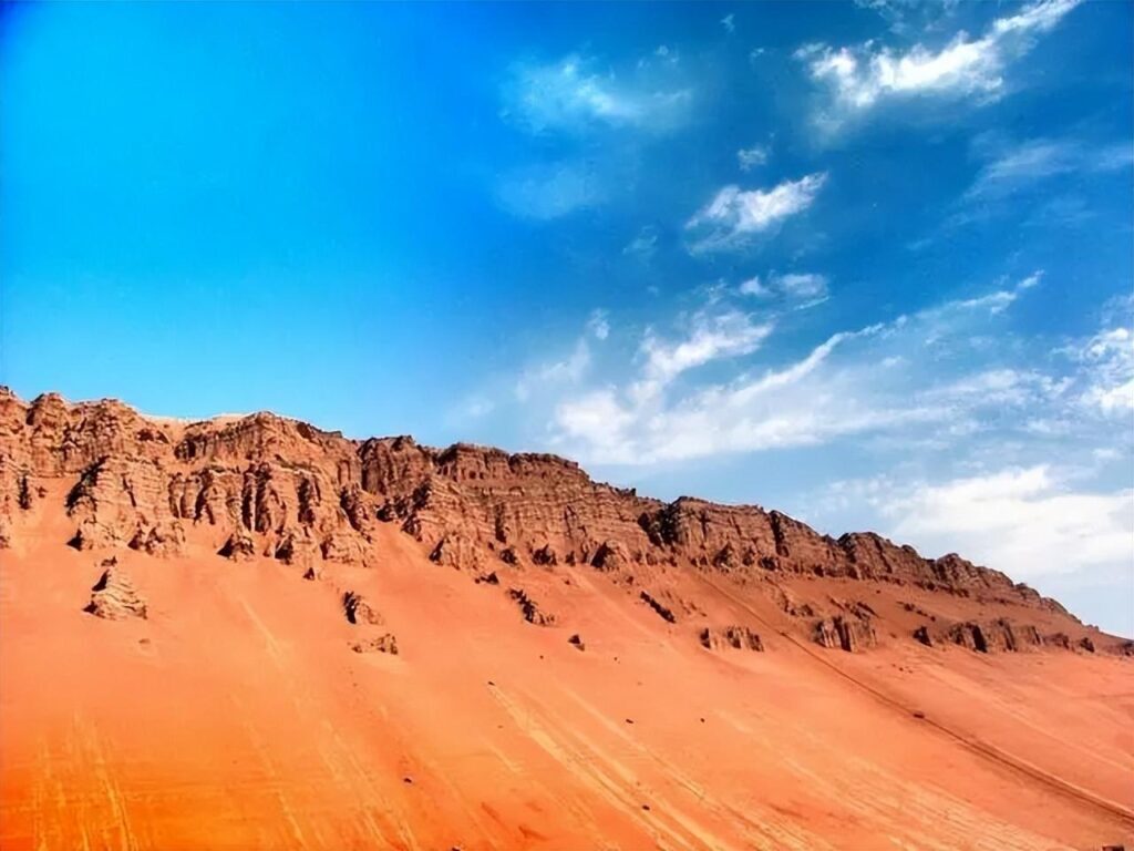 中国最孤独的山在哪里_一文解答