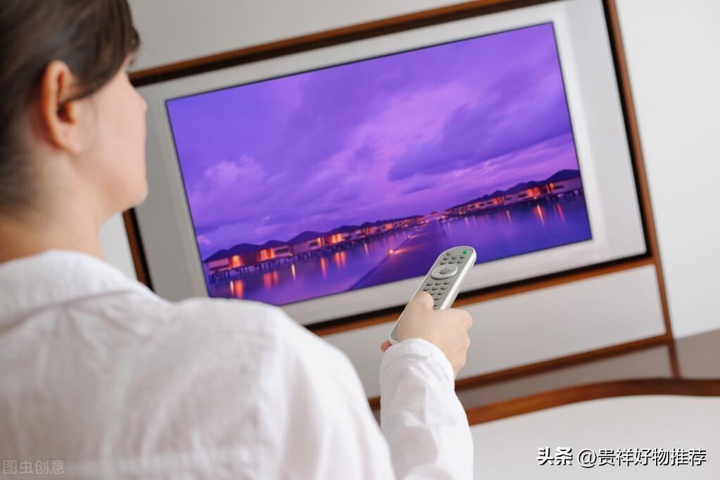 怎样擦液晶电视的屏幕不留印_擦液晶电视的屏幕的清洗