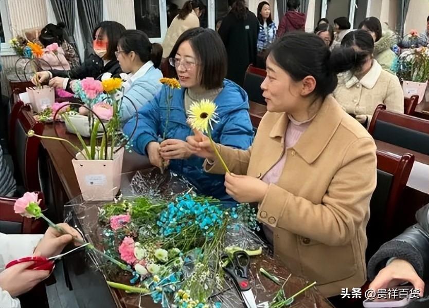 三八妇女节有必要送女友东西吗_关于三八节送礼物的说法