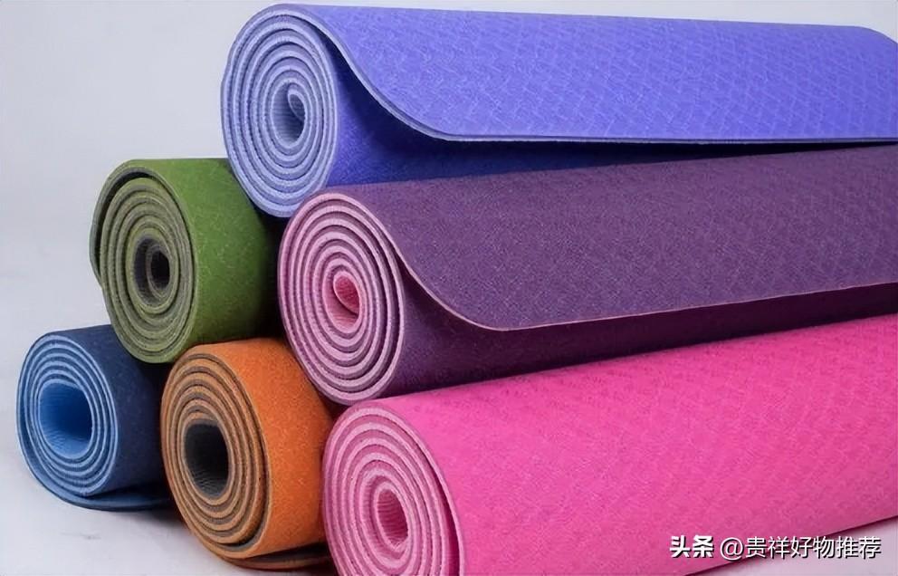 瑜伽垫tpe和天然橡胶哪个好_瑜伽垫的选择指南