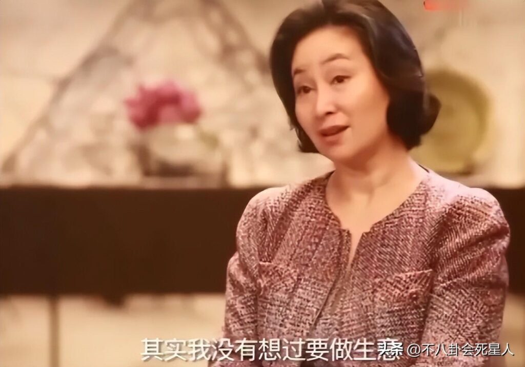 何超琼不能生育吗_何超琼的几段感情回顾