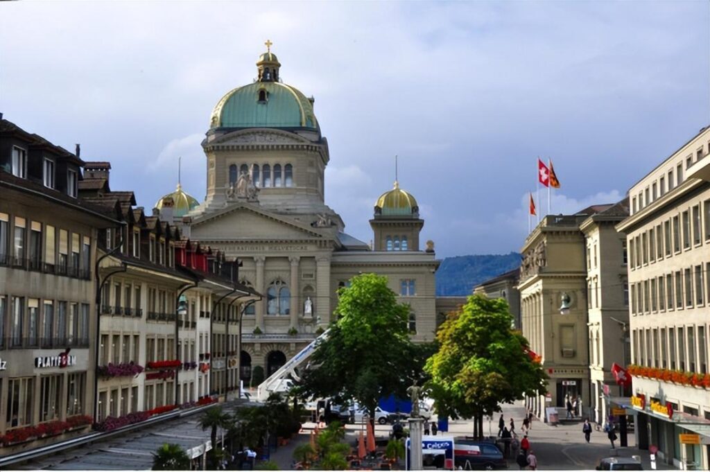 瑞士的首都是哪里_瑞士的首都和特色产业