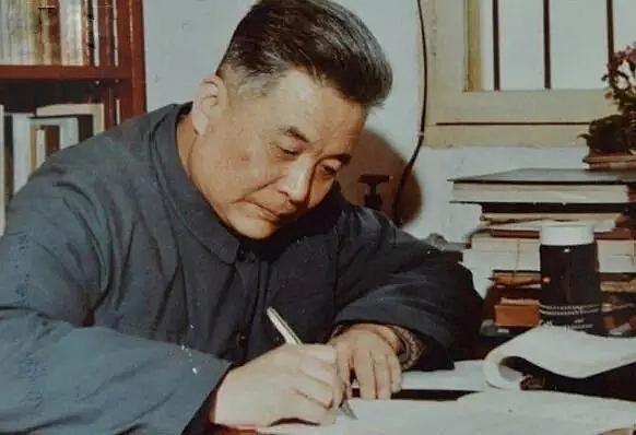 中国现代著名人物有哪些_中国现代著名人物伟大事迹