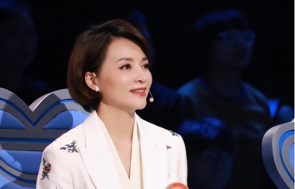 密春雷多大岁数_董卿是密春雷第几个妻子