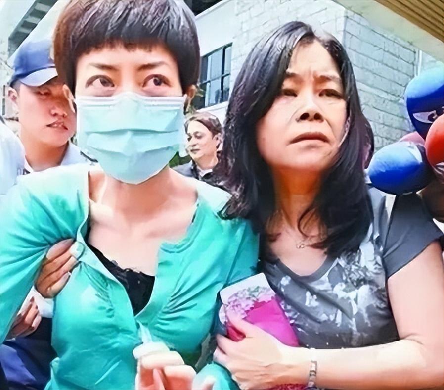 徐怀钰为什么突然复出_浪姐4徐怀钰是否退出