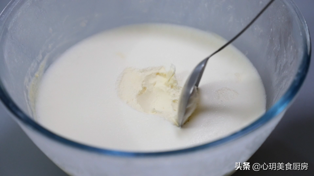 如何在家自制奶油_简单自制奶油的方法