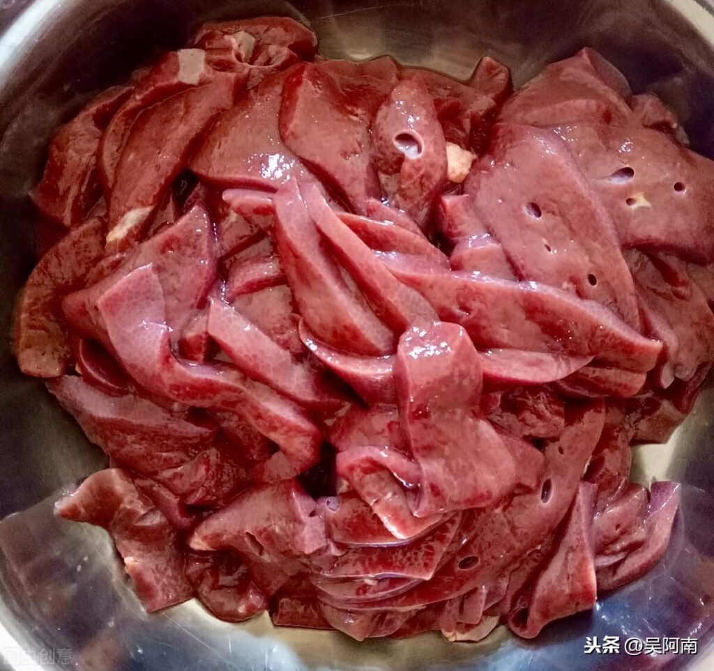 猪肝怎么做才好吃_煮猪肝不老不硬的窍门