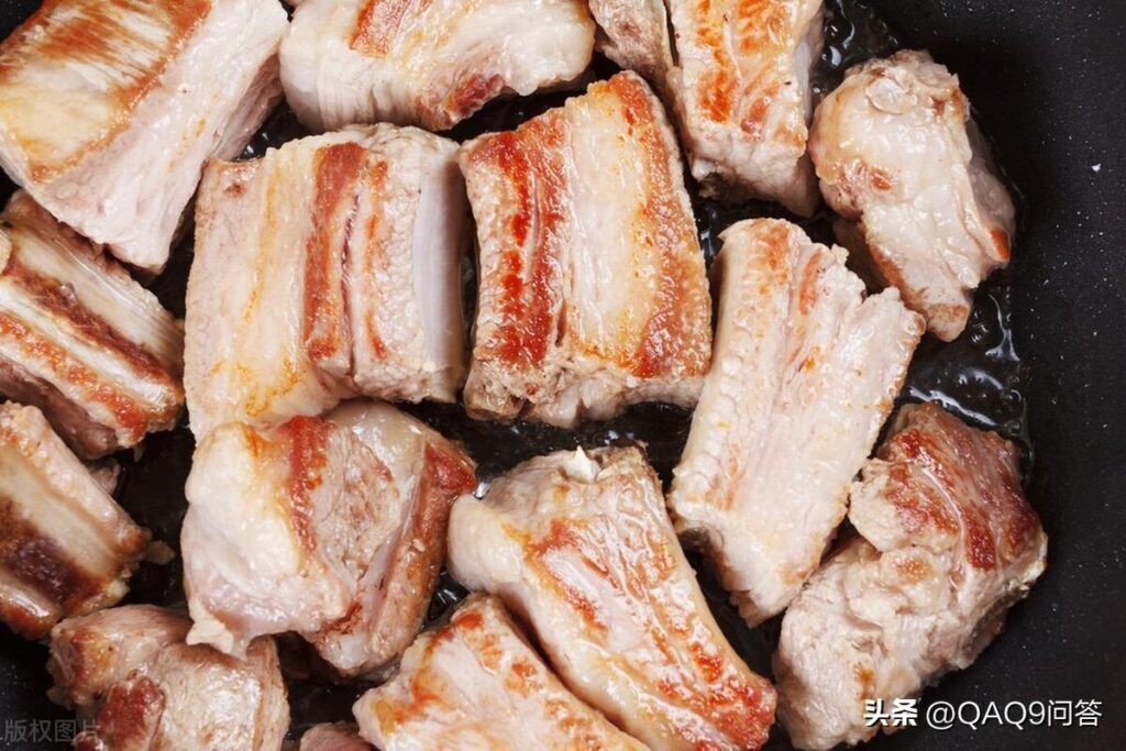 蒜香排骨怎么烧好吃_蒜香排骨的做法步骤窍门