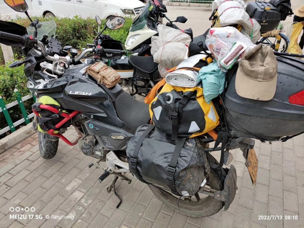 骑摩托车去西藏需要多少钱