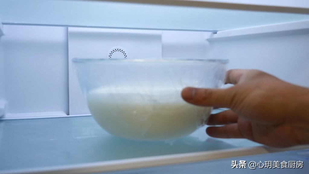如何在家自制奶油_简单自制奶油的方法