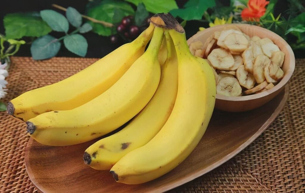 芭蕉为什么比香蕉贵_吃芭蕉好还是香蕉好