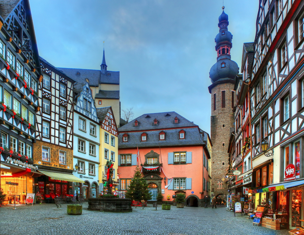 欧洲有哪些小城市值得一去_欧洲最值得去的10个城市