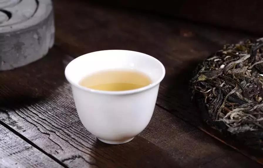 为什么老茶比新茶好喝_老茶和新茶的口感区别