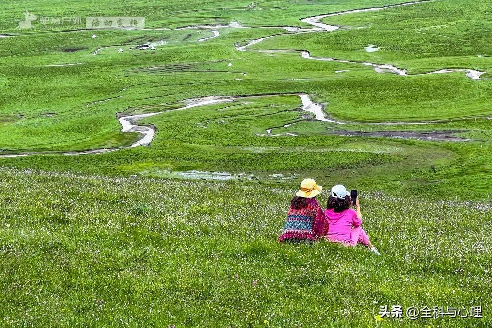 夏天去哪里旅游好_夏天旅游必去十大景点