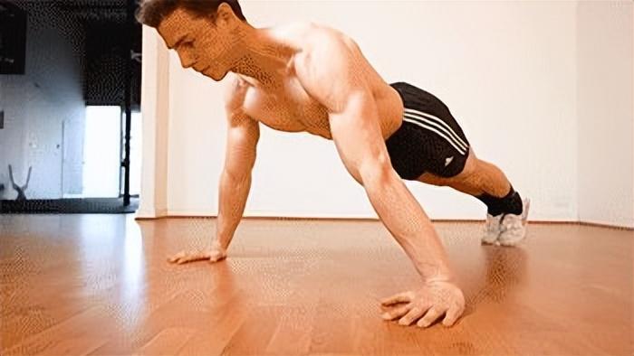 什么运动可以练到全身肌肉，锻炼全身肌肉的动作