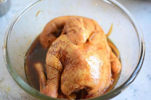 脆皮烤鸡怎么做皮才脆，脆皮鸡的制作方法和过程