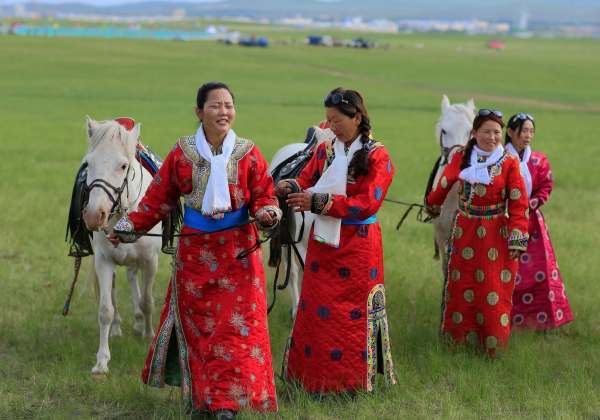 蒙古人和韩国人为什么像，韩国人有蒙古血统吗