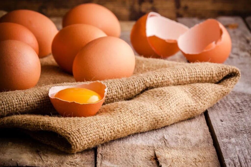 如何选择购买鸡蛋，挑选鸡蛋的正确方法