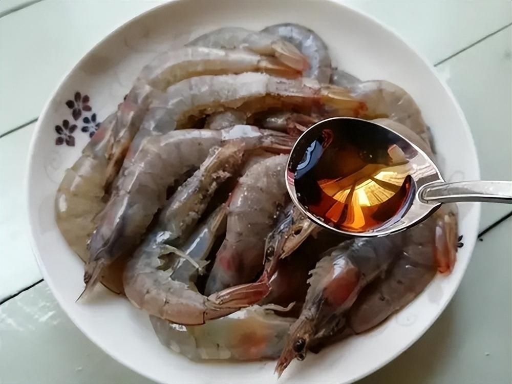 虾是冷水煮还是热水煮，怎样煮大虾最好吃