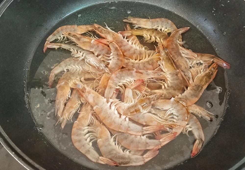 虾是冷水煮还是热水煮，怎样煮大虾最好吃