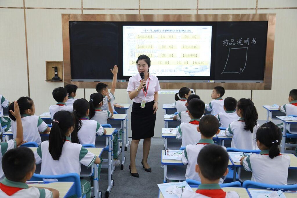 适合女生学的专业有什么，女生未来最吃香的专业