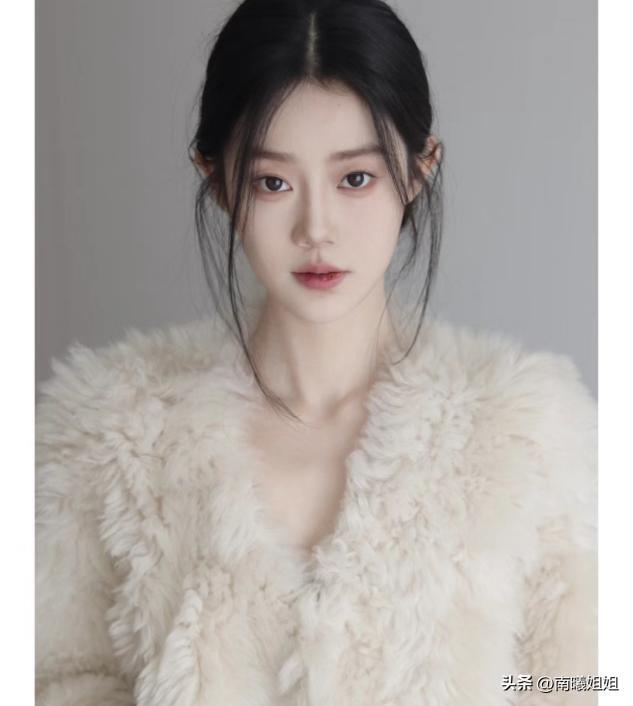 长发怎么扎比较酷，长发女生酷一点的扎发