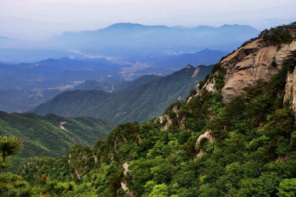 安徽必去的景点有哪些，安徽省旅游攻略必玩的景点