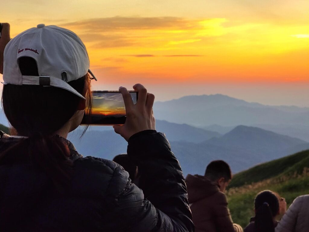 武功山日出好看还是日落好看，武功山最佳看日出地点