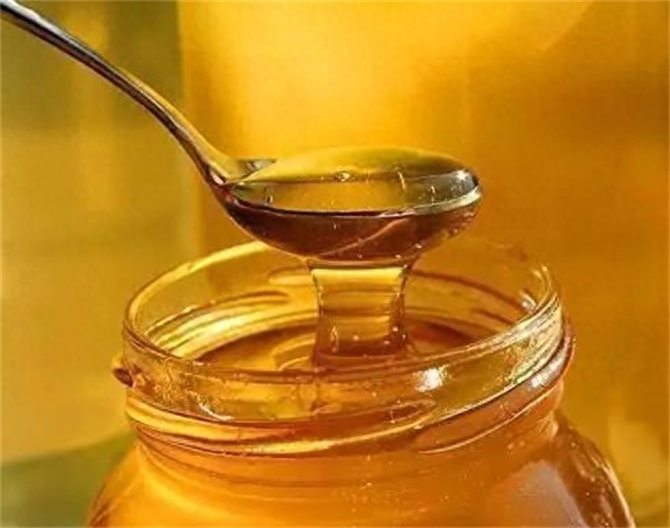 蜂蜜用不用放冰箱储存，蜂蜜的正确储存方法