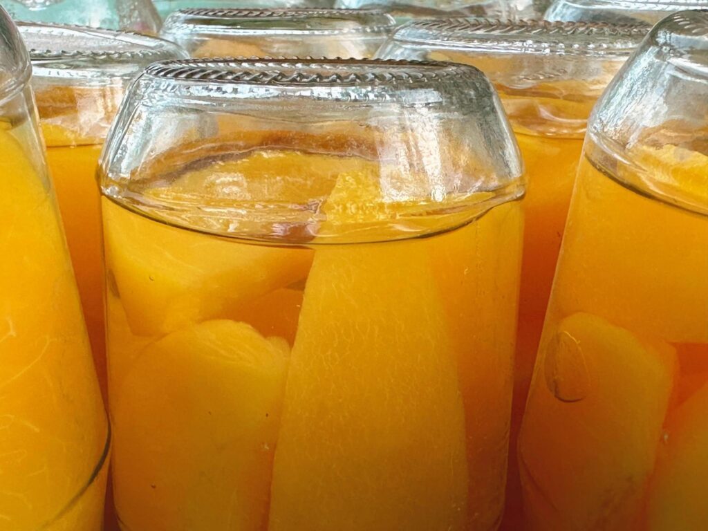黄桃罐头怎么做，黄桃罐头家常做法窍门