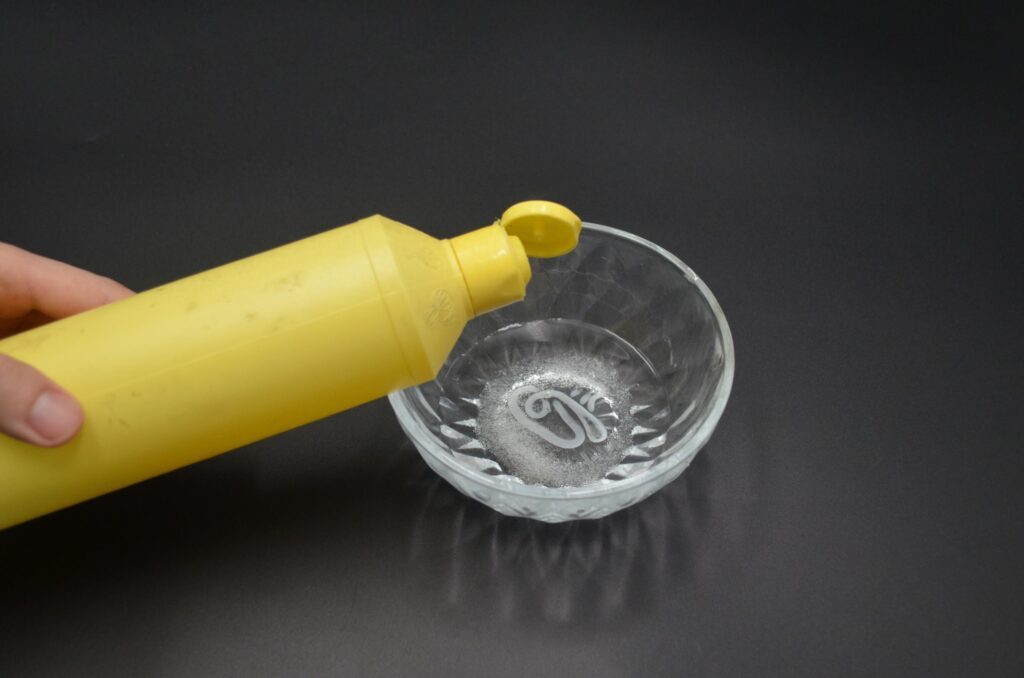 怎样清洗冰箱，冰箱的清洗方法