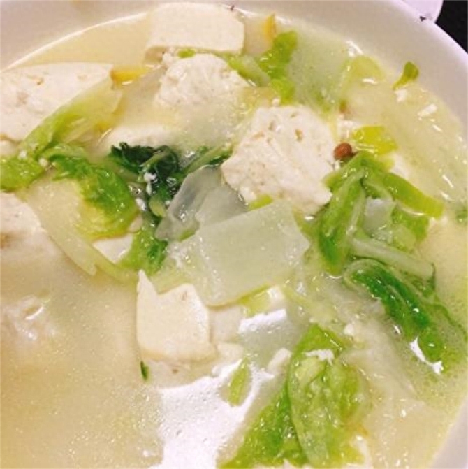 白菜豆腐汤怎么做好吃，小白菜炖豆腐最好吃的做法