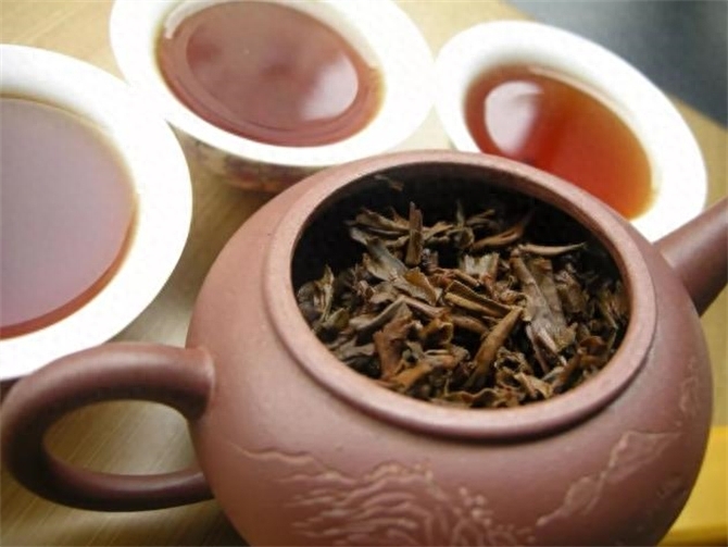 普洱生茶什么时候喝最好，普洱生茶最佳饮用期