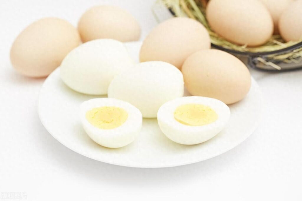 微波炉热鸡蛋为啥会爆炸，鸡蛋加热爆炸的原因