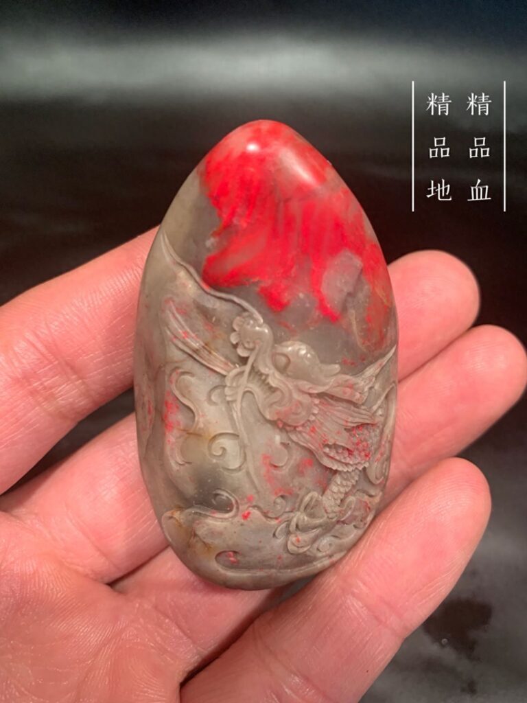 鸡血石原石价格多少钱一克，天然鸡血石原石价格