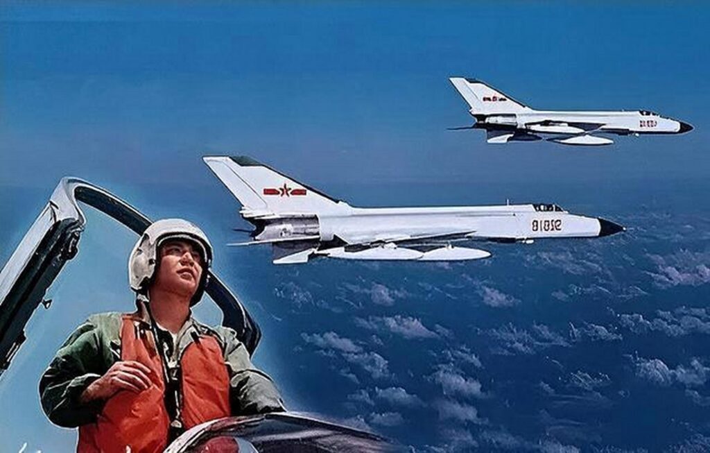 为什么飞行员都是军官，为什么飞行员的军衔都很高