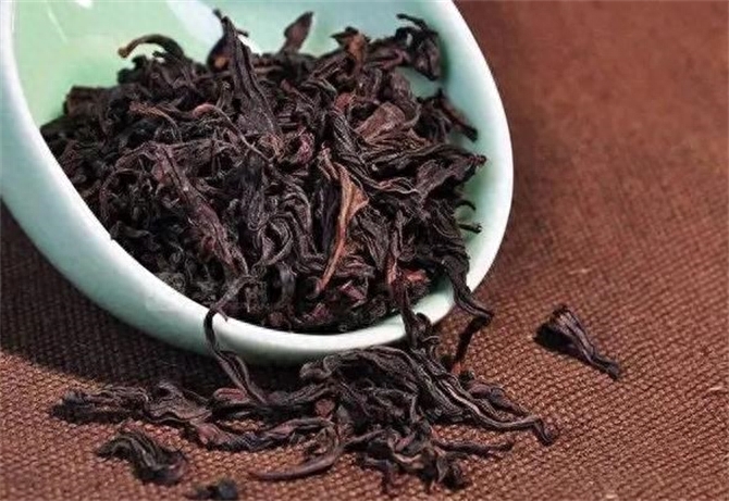大红袍是红茶还是绿茶，大红袍是红茶的一种吗