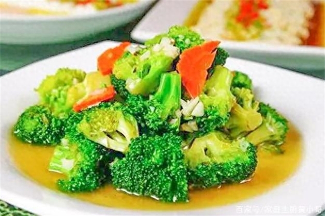 西兰花怎样炒才好吃，炒西兰花的简单做法