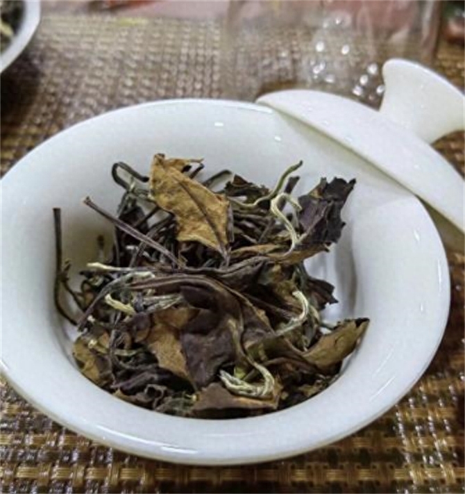 贡眉白茶是什么茶，贡眉好还是寿眉好