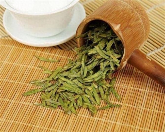 龙井茶是绿茶还是红茶，龙井茶多少钱一斤