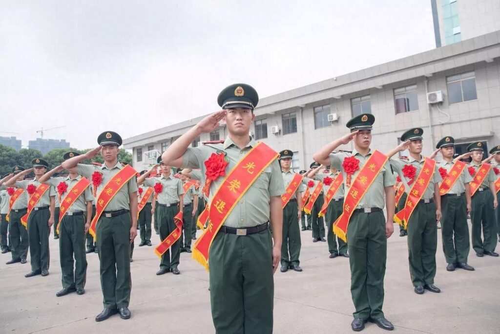 退伍和退役有什么区别，退伍和退役有什么区别和待遇