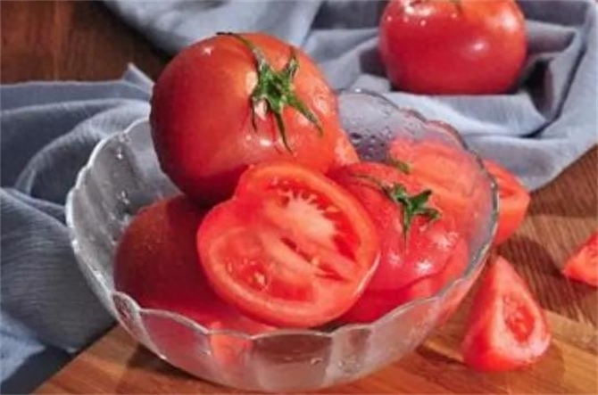 西红柿是酸性还是碱性，西红柿的功效与作用