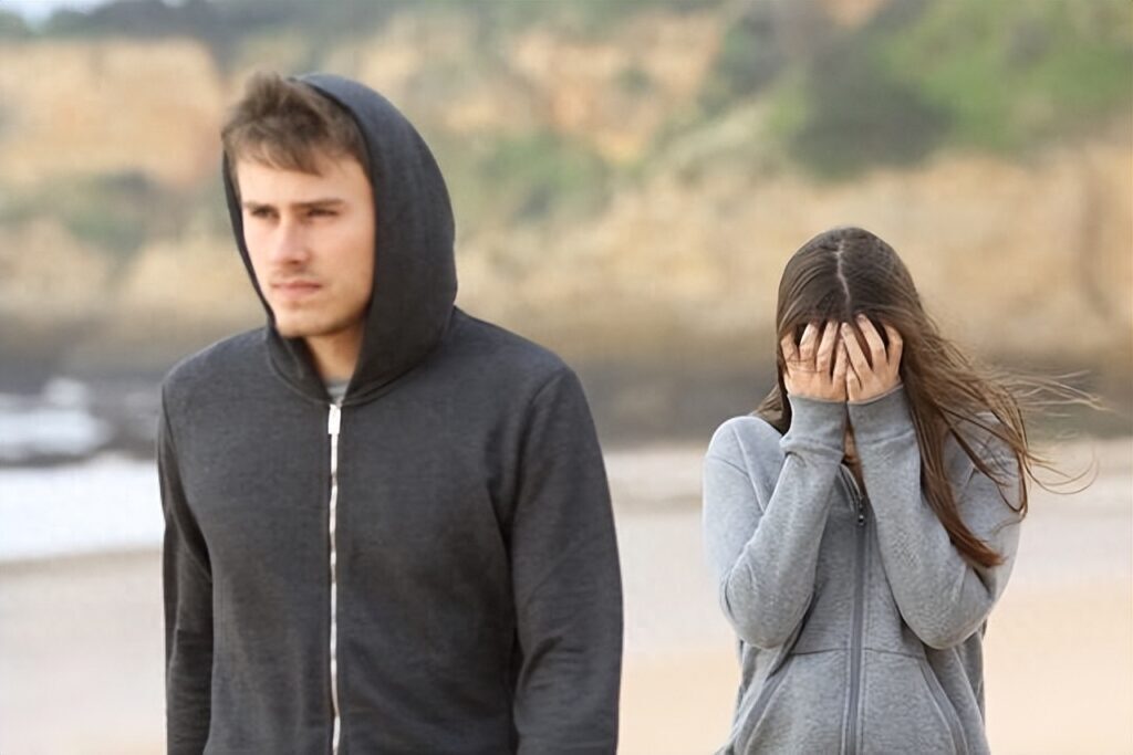 男女分手的理由有哪些，情侣分手的原因分析