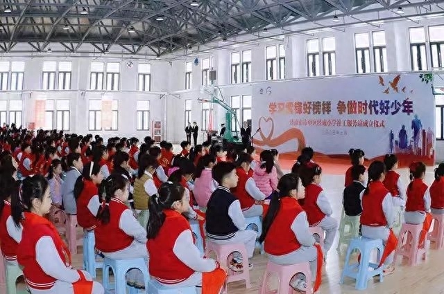 什么是雷锋精神，雷锋精神的时代意义