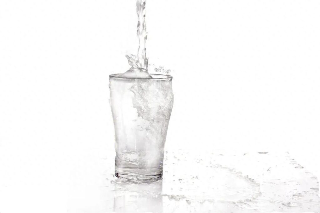 喝水每天喝多少比较好，喝水每天喝多少才标准