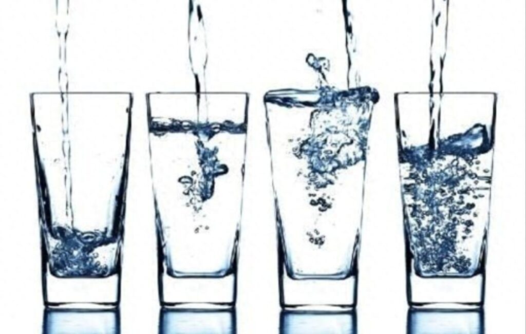 矿泉水和纯净水哪个好，长期喝纯净水好吗