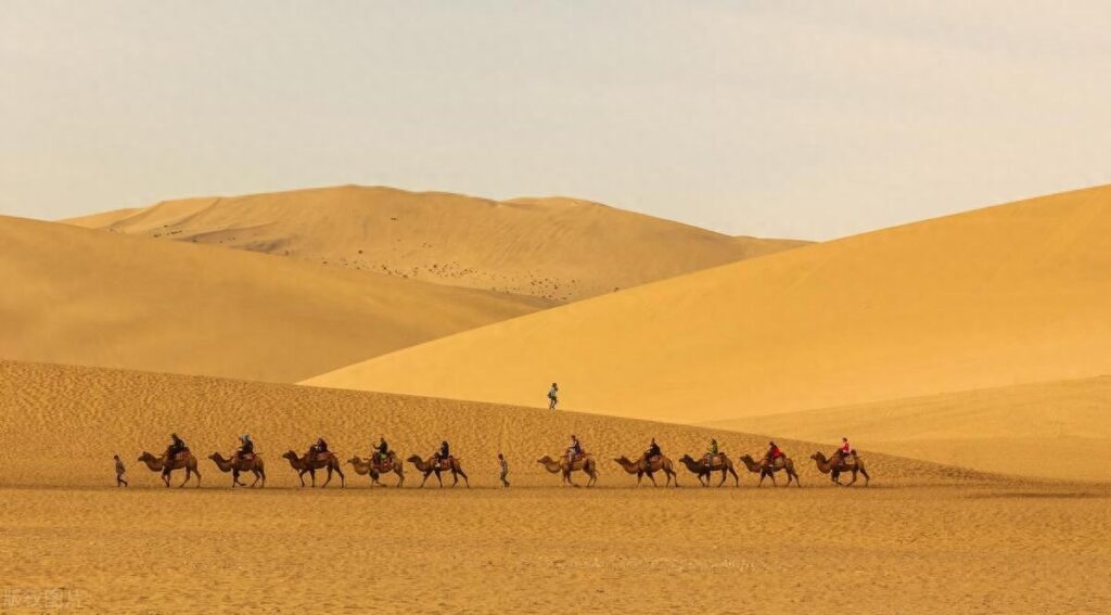 沙漠之旅要带什么，沙漠旅行必备物品清单
