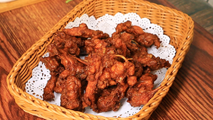 炸鸡锁骨怎么炸，油炸鸡锁骨的配方和制作过程